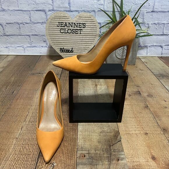 Schutz Lou Pump In orange Suede nubuck Heels Size US 8.5 B - Picture 1 of 13